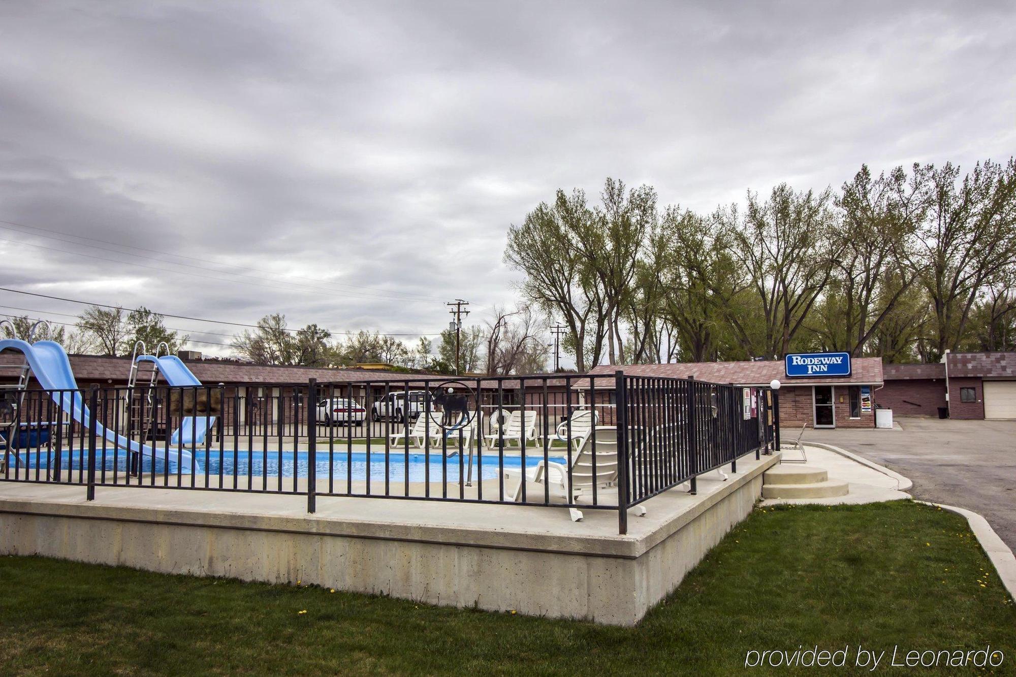 Rodeway Inn Buffalo Exterior photo